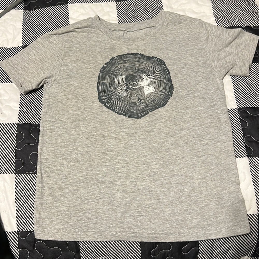 Under Armour Tshirt